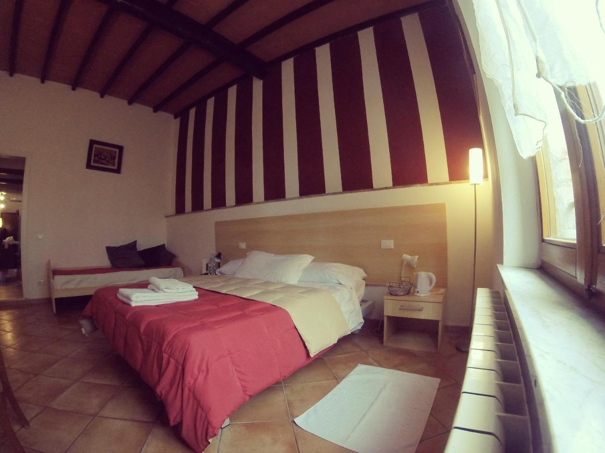 Bed and Breakfast Casa Cecchi Val di Pugna Exterior foto